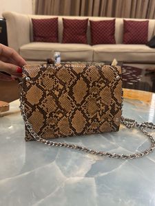 Chic Animal Print Handbag