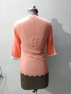 Peach Collared style🎀