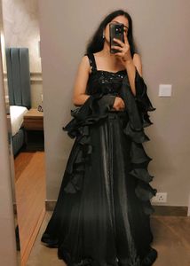 Elegant Ruffled Lehenga Choli Set