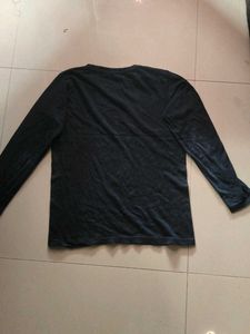United Graphic Long Sleeve Tee