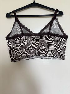 H&amp;M RIBBED DETAIL TOP