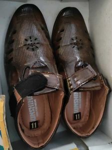 Boys&#39; Brown Dress Shoes - Size 11