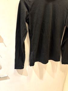 Black Turtleneck Long Sleeve Top