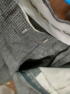 Grey Textured Trousers🤍