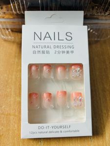 DIY Natural Dressing Nails