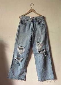 Baggy Cuts Jeans