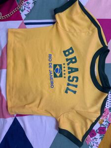 Streetwear Style Crop Top