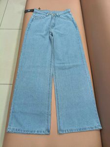 Wide leg jeans