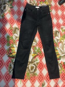 H&amp;M Skinny Fit Jeans Size Euro-34 Ind-28