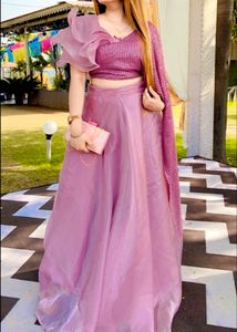 The Pink Organza Indowestern 💜💕💅🏻