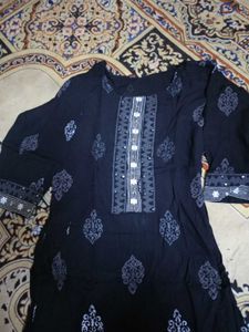 Black Kurti + Duppata