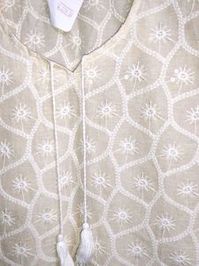 Off White Embroidered Chikankari Short Kurti