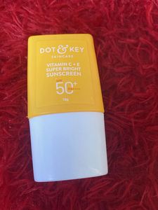 Vitamin C Super Bright Sunscreen SPF 50