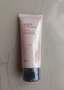 The Face Shop Rice Water Bright Foaming Cleanser