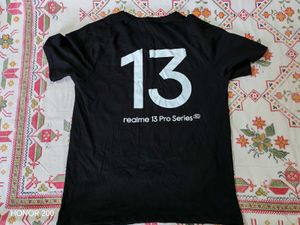 realme T-shirt
