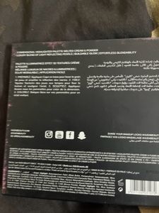 Huda Beauty 3D Highlighter Palette Shade Pink Sand