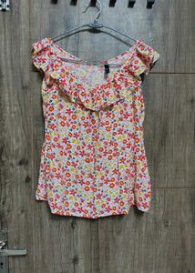 Floral detailed White Top