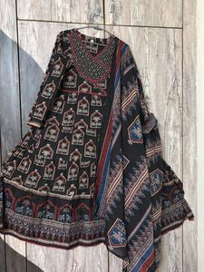 Elegant Printed Kurta Dress set