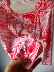 Abstract Print Crop Top