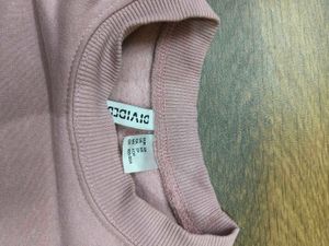 Sweat Shirt