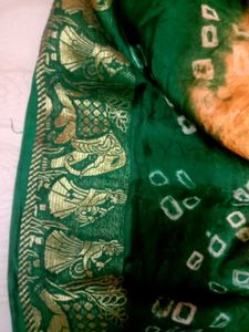Jamnagiri Bandhani