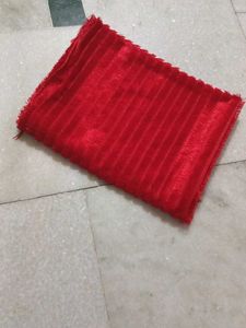 Red Dupatta
