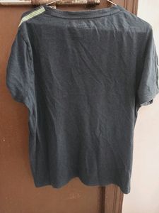 HARVARD NAVY BLUE TSHIRT