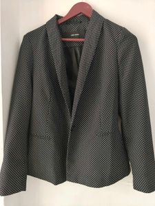 Chic Polka Dot Blazer