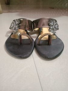 Black Sandals For Ladies