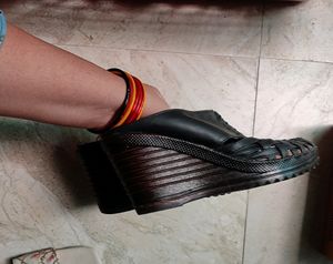 Brands Bucket Women Brown Wedge Heel Sandal