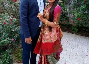 Red &amp; Gold Paisley Sari