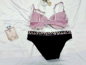 🇳🇿💫💗Pink Bra &amp; Panty Set