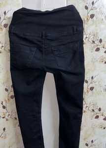 Lace-Up High-Waisted Black Jeans