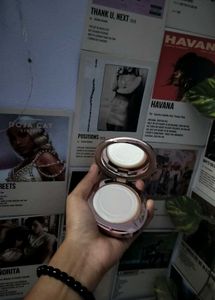 Lakme Super Matte Compact