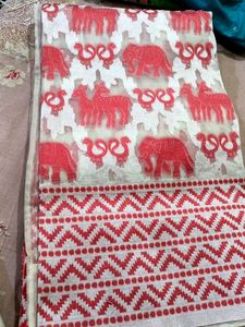 Red & White Patterned Fabric