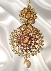 Elegant Gold-Tone Indian Jewelry Set