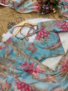 🆕️🆕️ Saree With Mirror Work