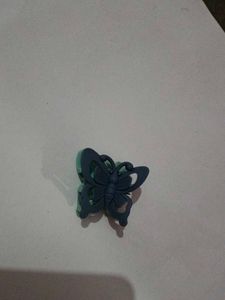 Lip Balm With Free Butterfly Clutcher