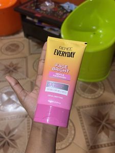 Renee Face Bright Facewash