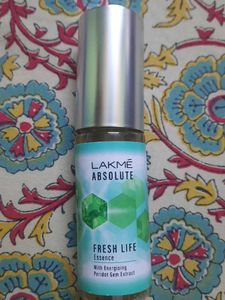 Lakme &amp; The Moms Co. Face Serums
