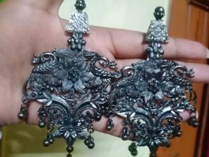 New Black Shiny Earrings