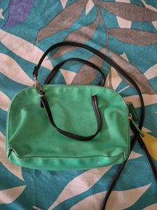 Lavie Sling Bag