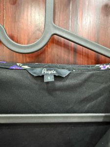 Black Floral Cinched Top