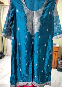 Peacock Green With Gold Embroidery Kurta Set