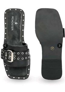 Roadster Black Studded Slides