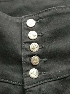 Black 🖤 High-Waisted Button Jeans