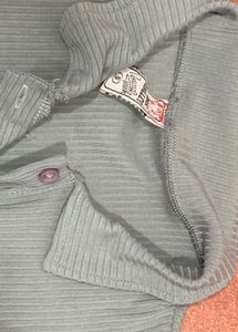 grey casual korean top