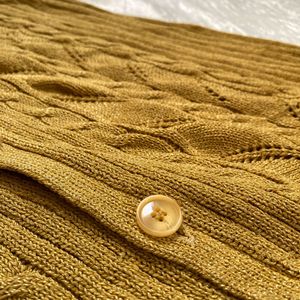 🎄EOS SALE🎄 Vintage Mustard Knit Vest