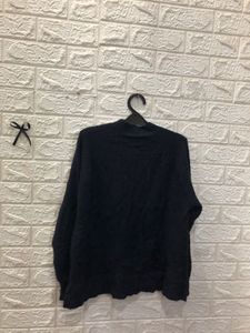 Navy Blue Pullover Sweater🌷