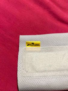 3M Futuro Wrist Support /  Size L